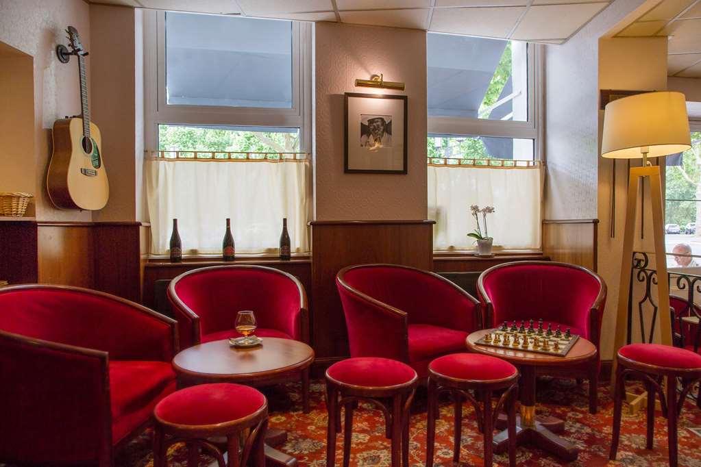 Brit Hotel Le Lion D'Or Chinon Einrichtungen foto