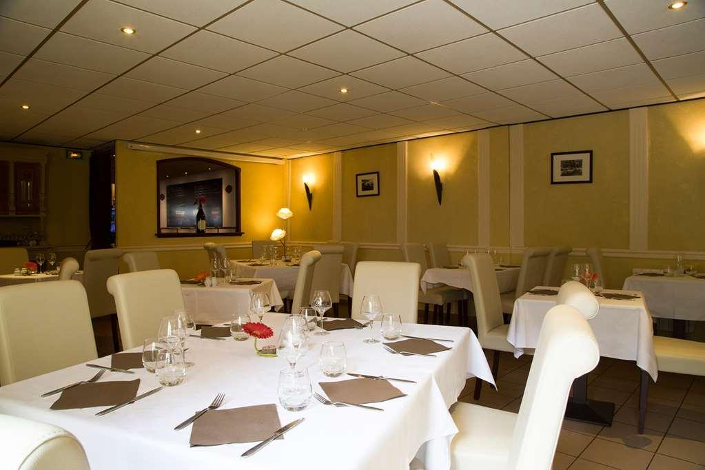Brit Hotel Le Lion D'Or Chinon Restaurant foto