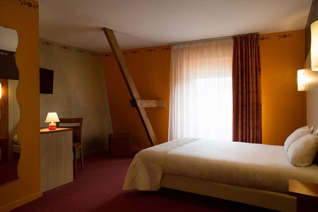 Brit Hotel Le Lion D'Or Chinon Zimmer foto