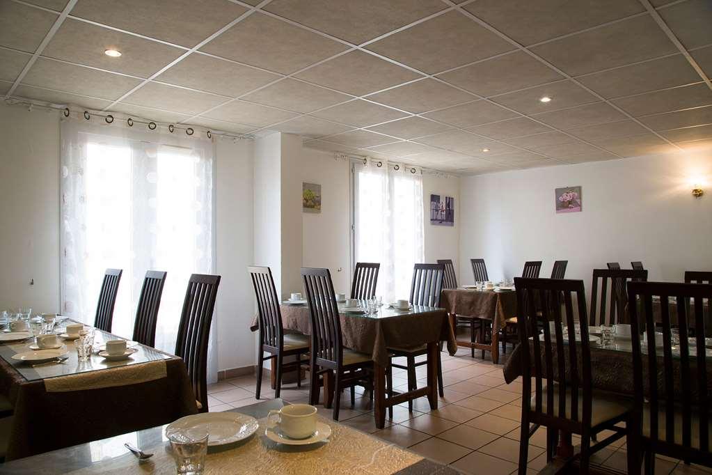 Brit Hotel Le Lion D'Or Chinon Ausstattung foto