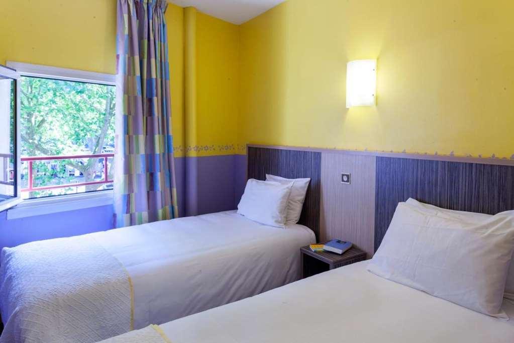 Brit Hotel Le Lion D'Or Chinon Zimmer foto